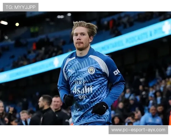 德布劳内连续转身摆脱制造节奏变化，曼城体系更加立体